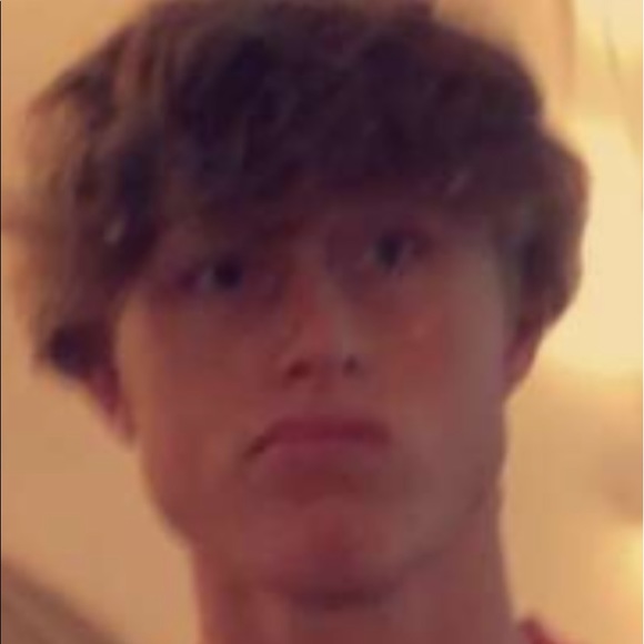 Meet your Posher, Andrew - Picture 1 of 1